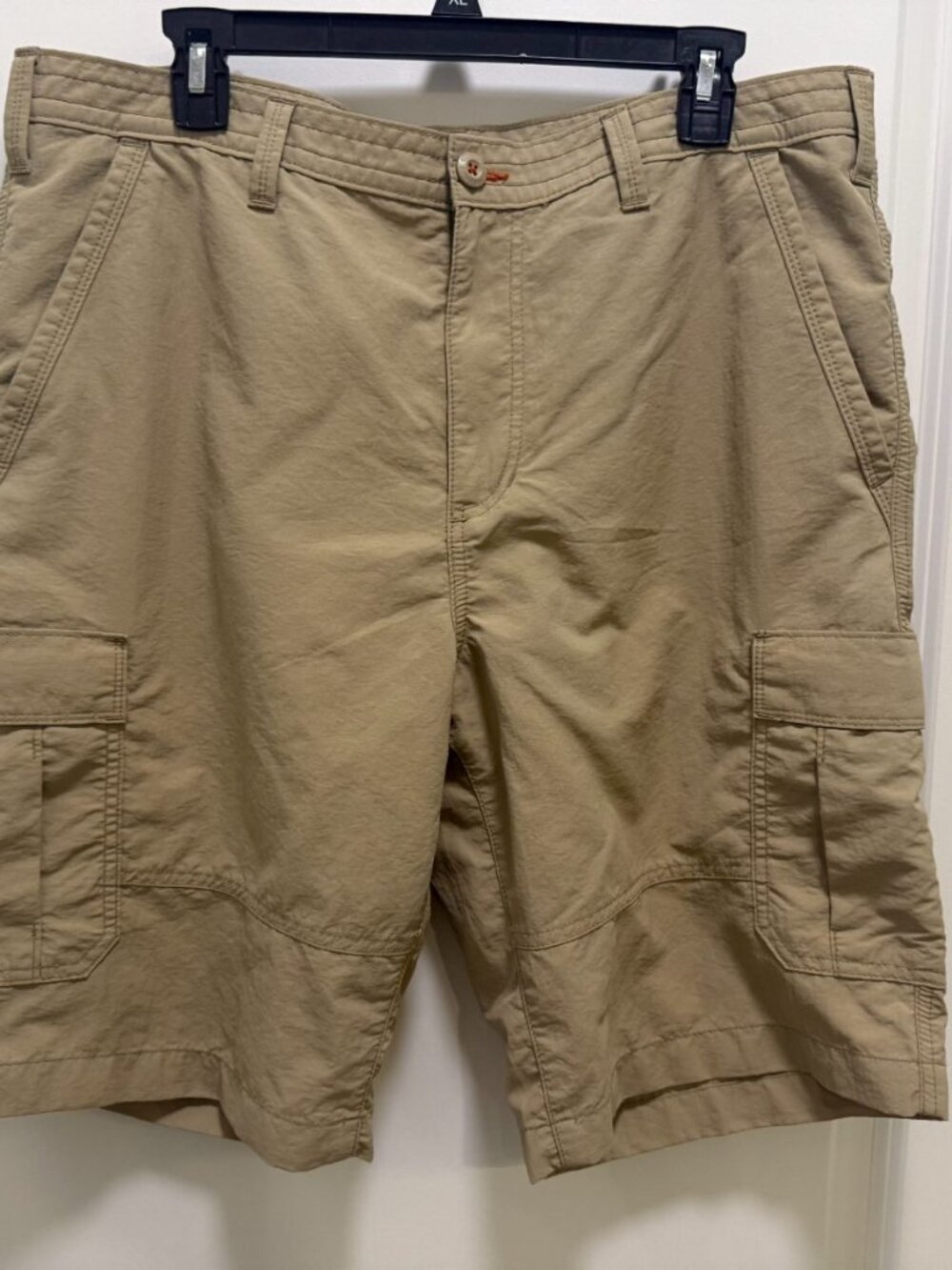 Eddie Bauer Tan Cargo Shorts Men's Sz 36